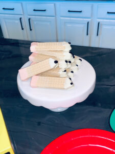 Back-to-school celebration pencil cookies
