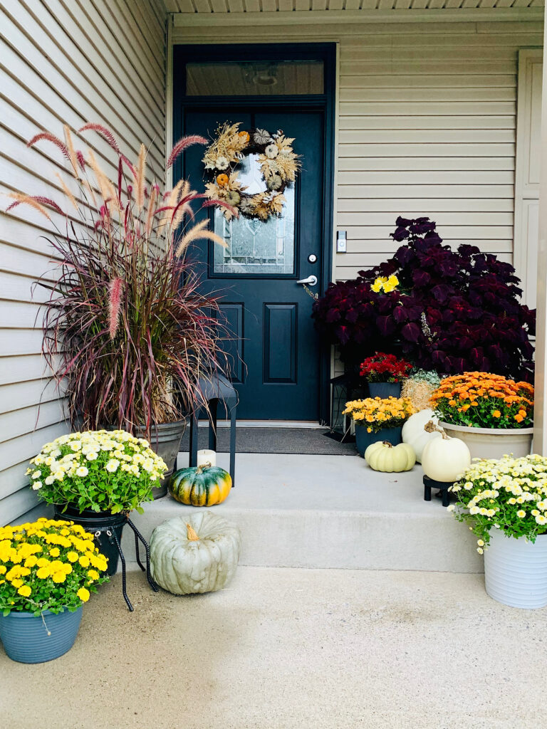 Fall Front Porch Styling